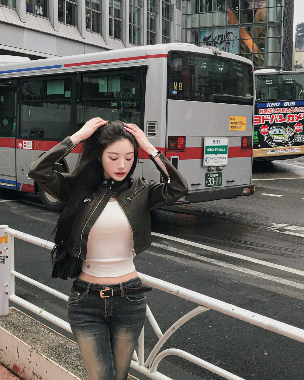 재킷 모델 착용 이미지-S4L66