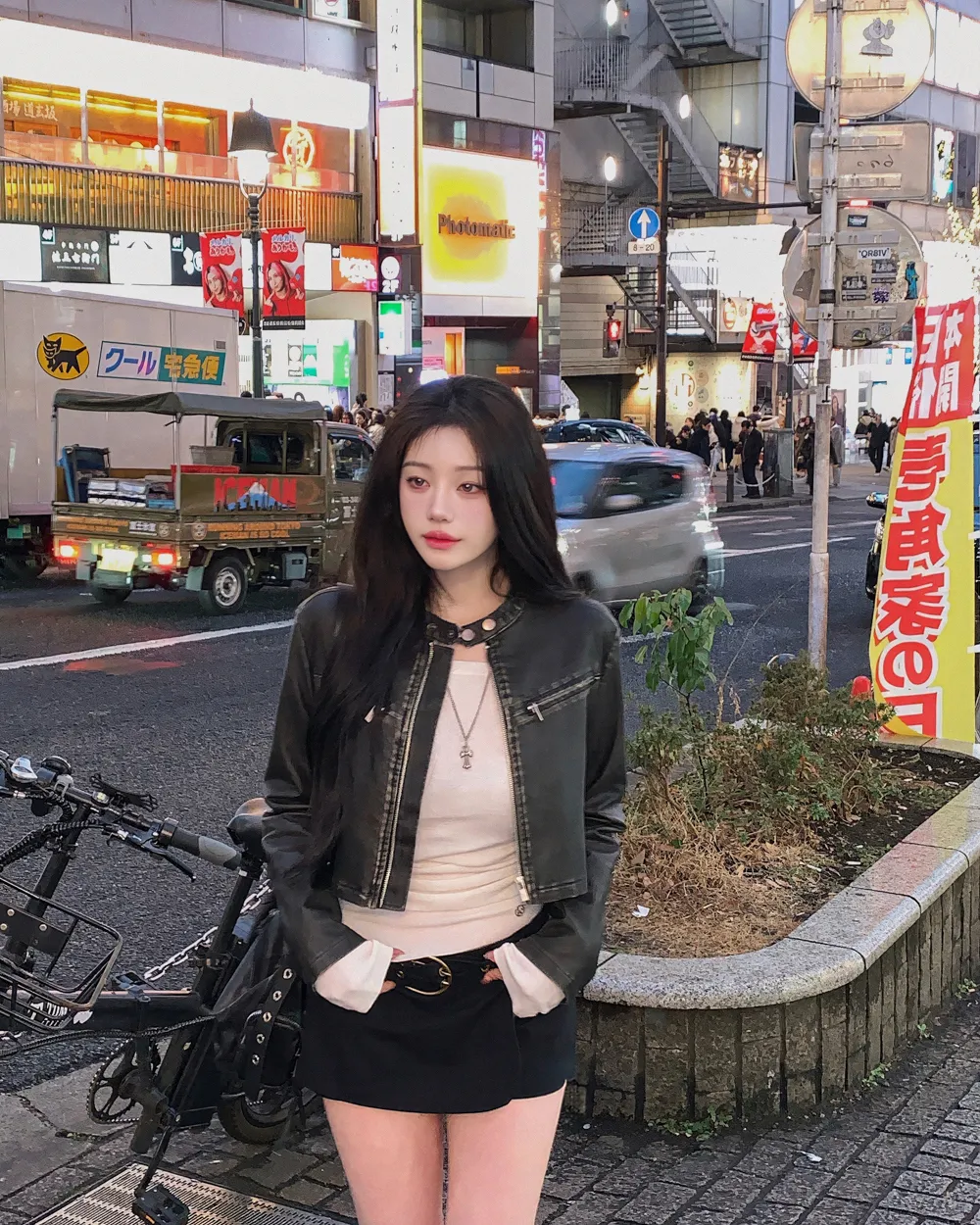 재킷 모델 착용 이미지-S4L67