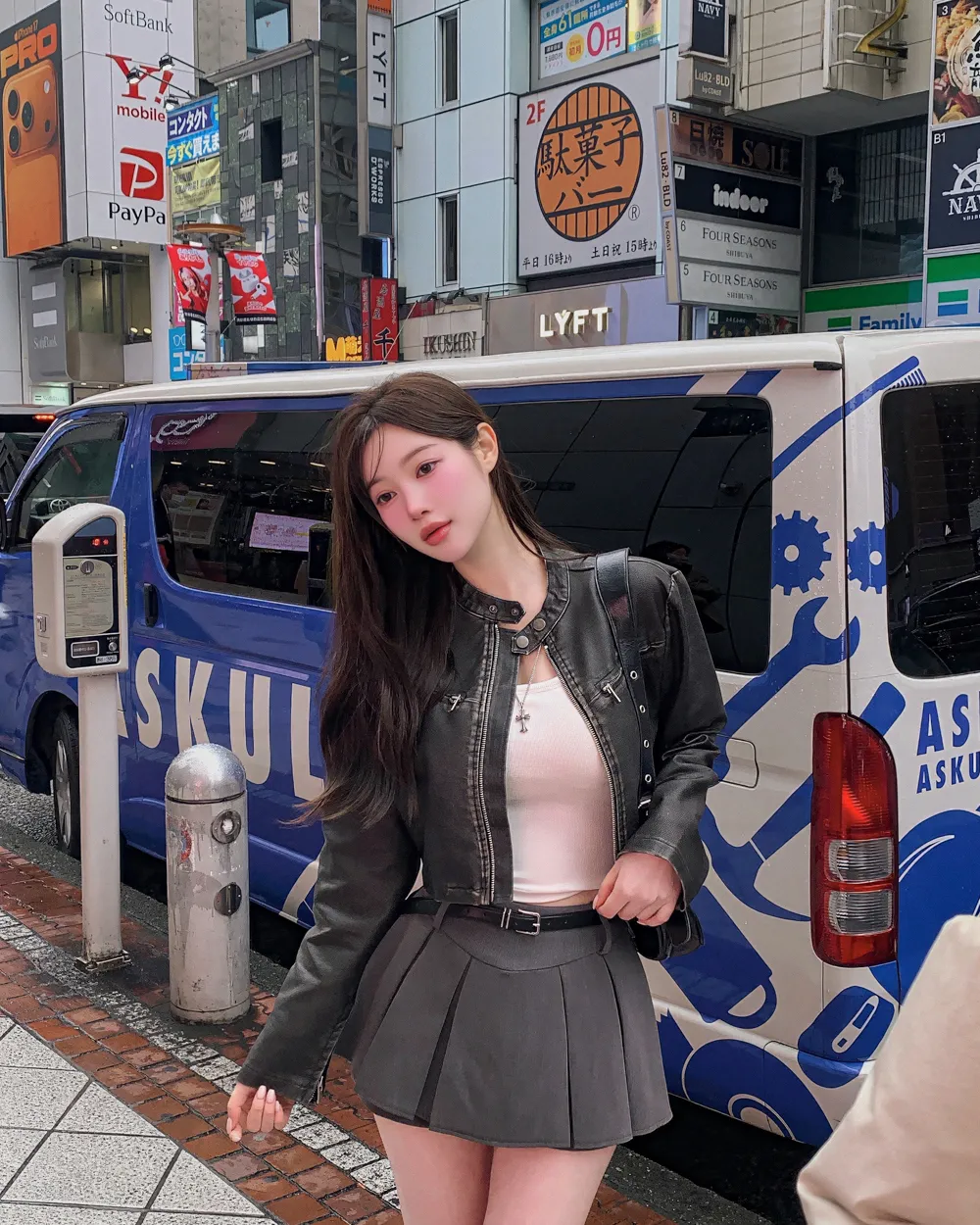 재킷 모델 착용 이미지-S4L73