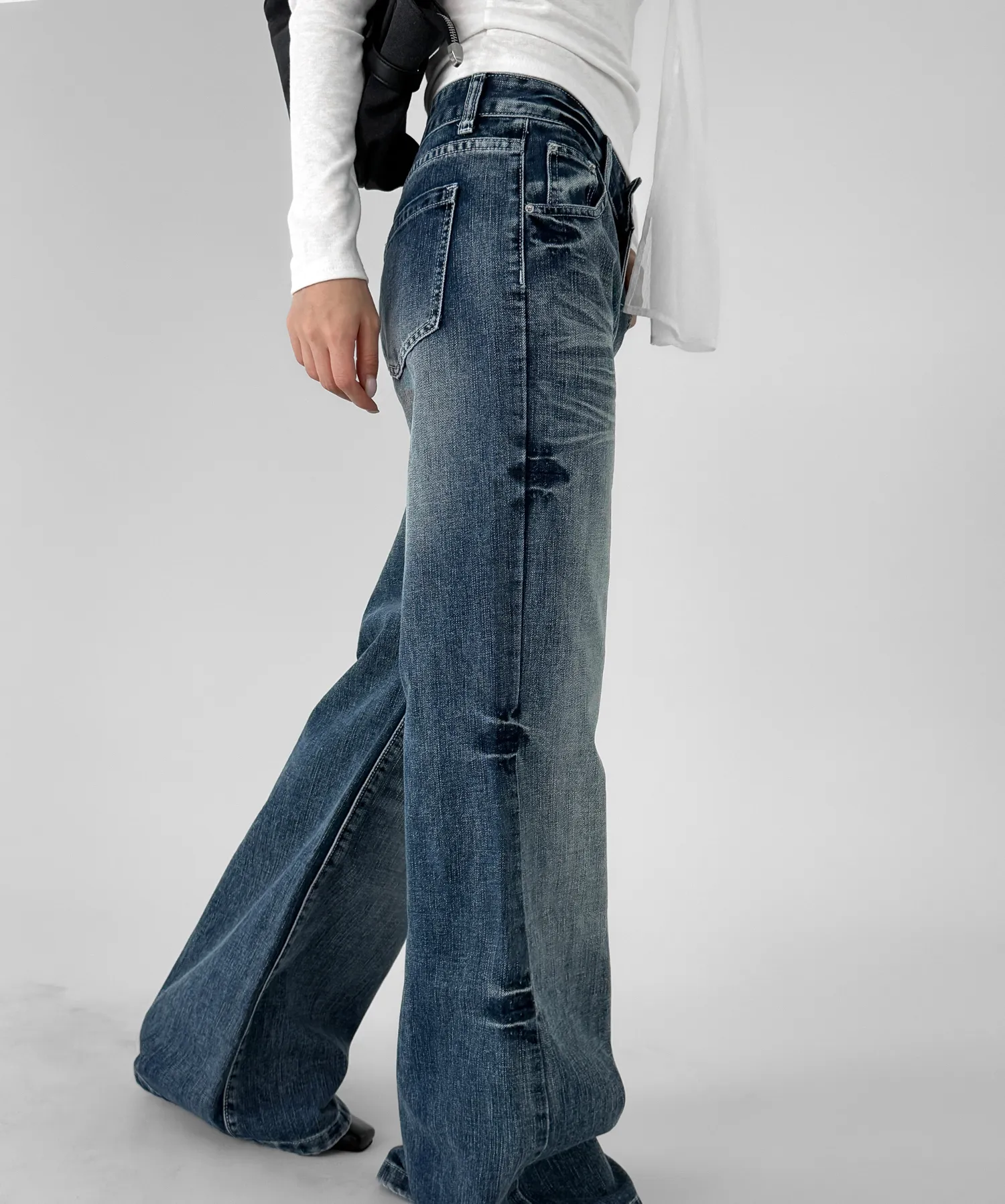 パンツ モデル画像-S1L25