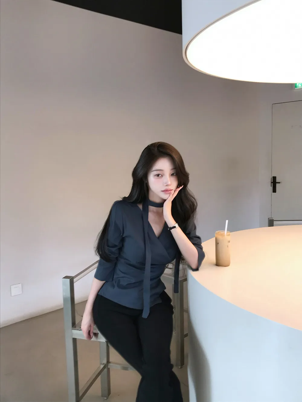 블레이저 모델 착용 이미지-S4L12