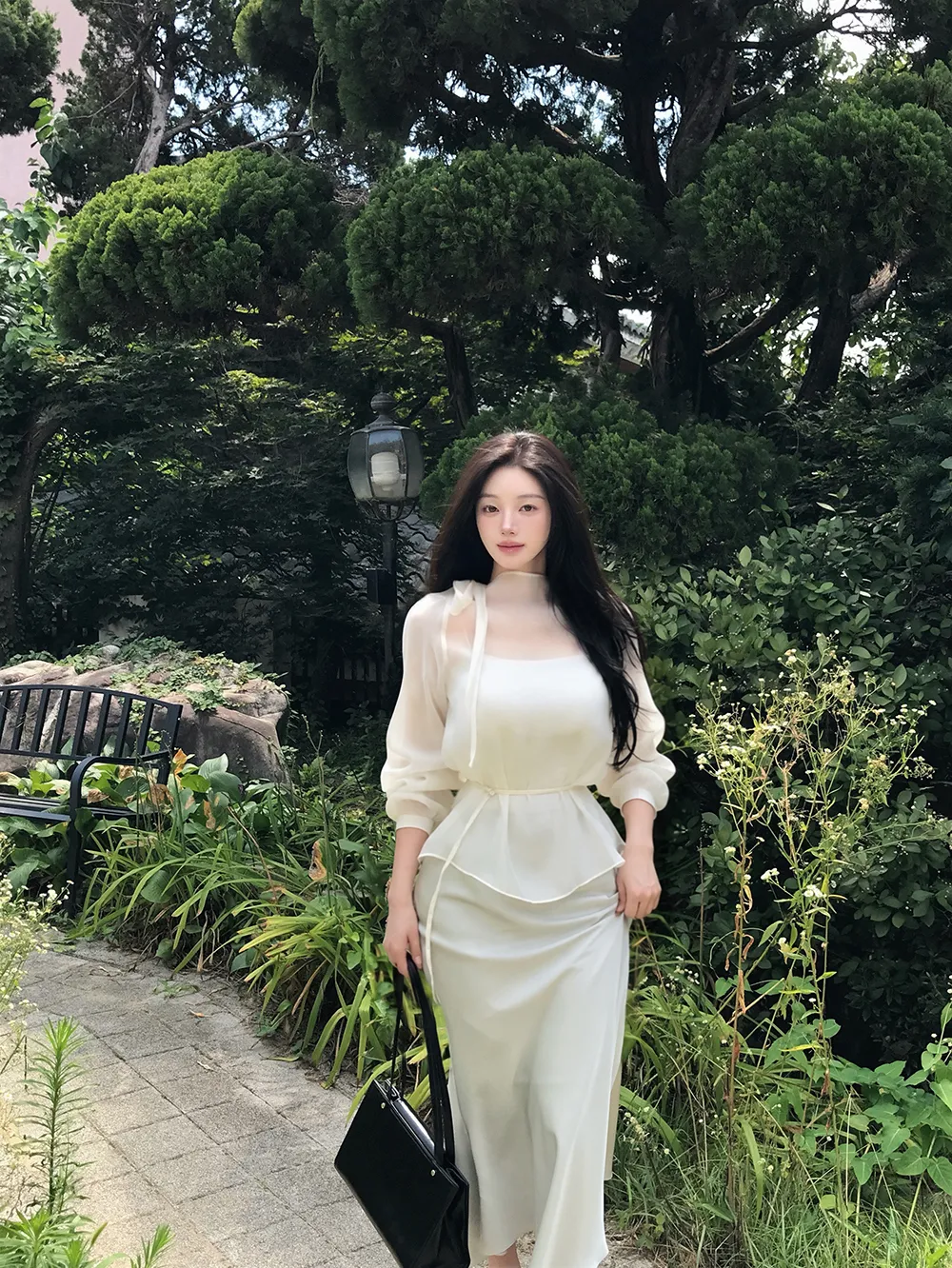 롱 스커트 모델 착용 이미지-S2L28