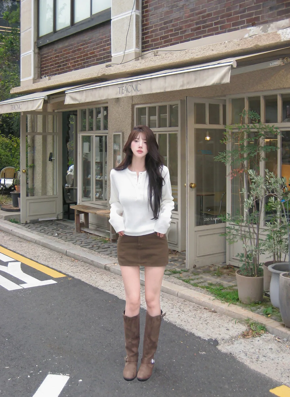 긴팔 티셔츠 모델 착용 이미지-S3L64