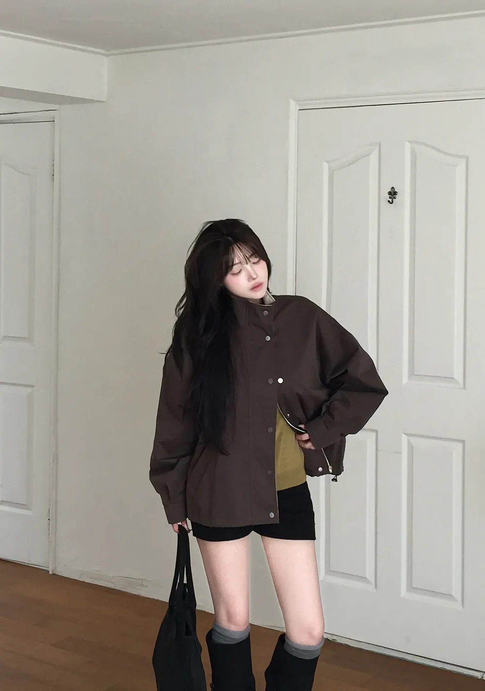 긴팔 티셔츠 모델 착용 이미지-S3L16