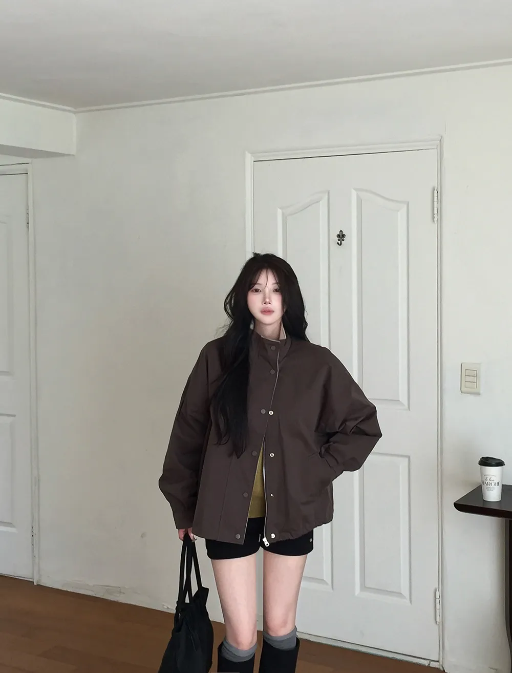 긴팔 티셔츠 모델 착용 이미지-S3L18