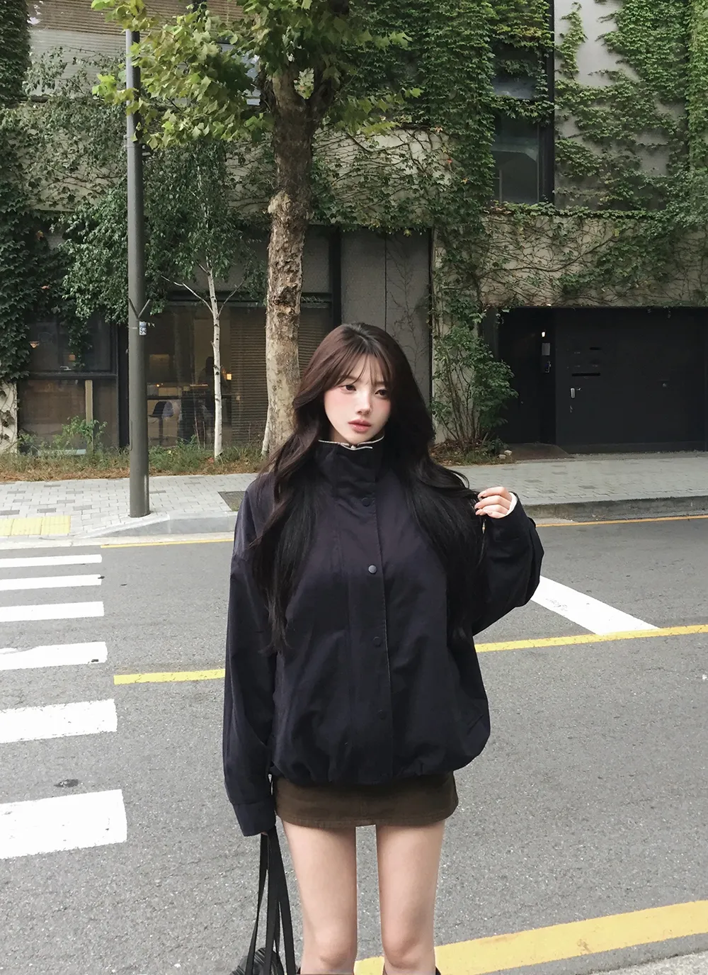 긴팔 티셔츠 모델 착용 이미지-S3L58