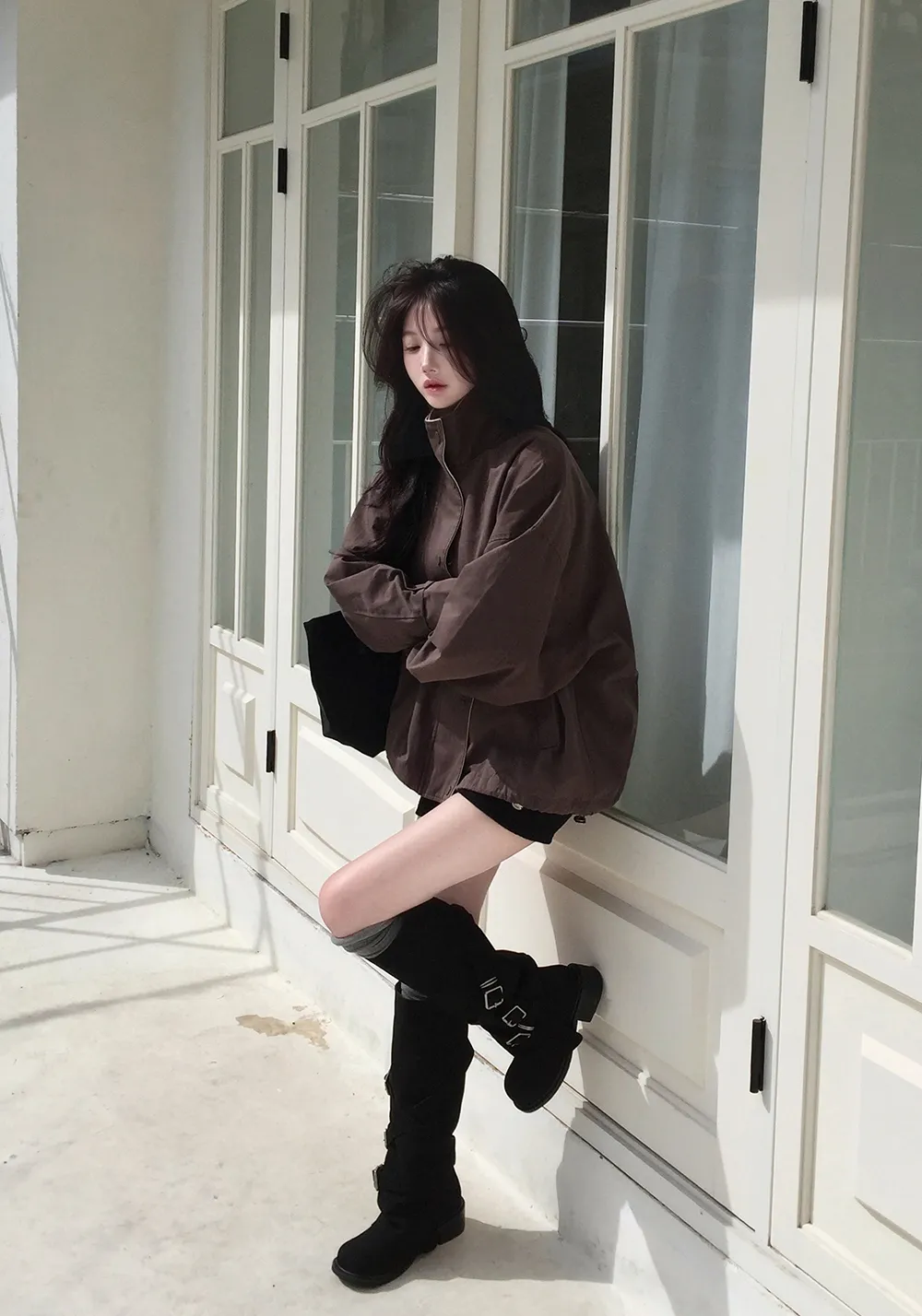 긴팔 티셔츠 모델 착용 이미지-S3L15