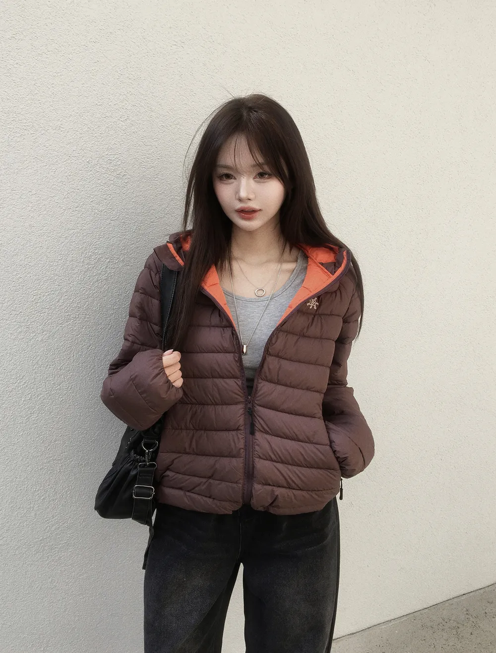 패딩 모델 착용 이미지-S2L56
