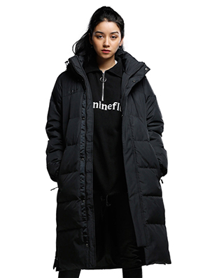 Verynineflux*Vマークダックダウンロングジャケット(ブラック