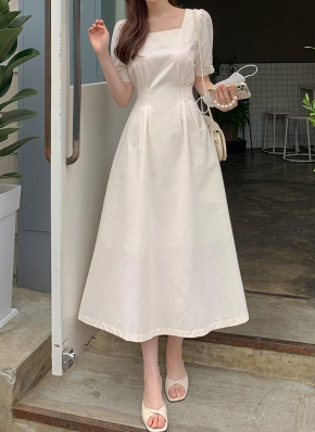 fig London スクエアネックタックワンピース fig London（フィグロンドン）の「80/タイプライター 東炊き