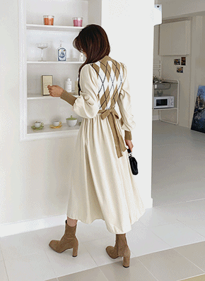 Sacai サカイ　✰ コレクション✰レア美品　ニット　アーガイル　ワンピース Sacai サカイ ✰ コレクション✰レア美品 ニット アーガイル ワンピース