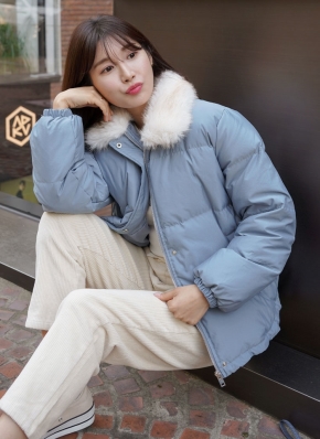 11-640 お洒落な上質フェイクファー衿付きダウンジャケット　新品 フェイクファー襟ダックダウンジャケット | レディースファッション