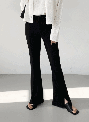 CENTER SEAM SLIT PANTS/センターシームスリットパンツ｜AZUL BY