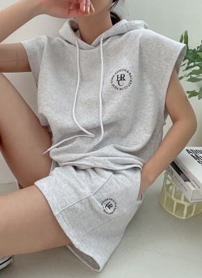 パラディーゾ　テニスウェア　上着　パーカー　ショートパンツ　セット 1374631_20623838_k3.jpg