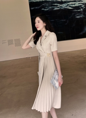 【国内発送・関税込】CLOSET プリーツラップAラインワンピース 1617885_22241562_k3.jpg