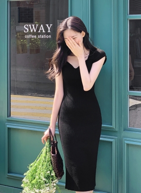 CHICWISH★ネックレス付きハートネックニットワンピース☆ 1632141_22350362_k3.jpg