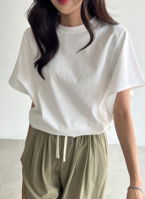 PLATS PLATS 濃い青 ドルマンスリーブ Tシャツ DOLMAN STRETCH PLEATS 1 – isseymiyake.com