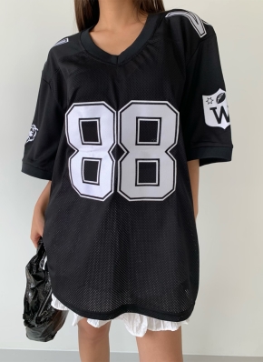 ティーズ ページ88 国内11月14日/20日発売予定】ベイプ × アンディフィーテッド