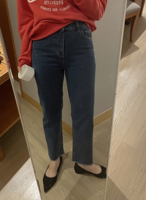 スリムストレートデニムパンツ