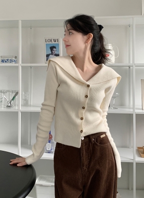 シルク混✨レオナール カーディガン 薄手 トリム 金ボタン バラ 花 オレンジ シルク混✨レオナール カーディガン 薄手 トリム 金ボタン バラ 花