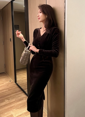 The toe ブラック　ベロアミニワンピース 長袖 Chacott】ベロア×チュールワンピース(マキシ・ロングワンピース