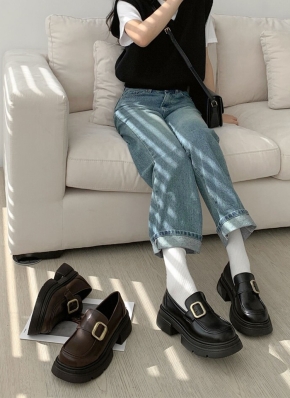 【値下げ】miumiu チャンキーバックルローファー チャンキーヒール 25.5cm MiuMiu(ミュウミュウ) ローファー