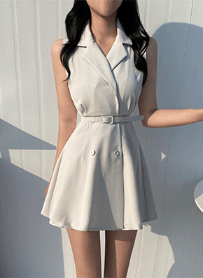 ダブルボタンノースリーブフレアワンピース | レディース