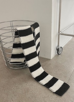 モノクロボーダーニットマフラー | レディースファッション通販 - DHOLIC