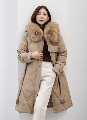 新品タグ　定価6万　flannel スプリングコート　ベルト付　ガウン　コットン ストラップ付ベルトエコファーカラーロングダウンジャンパー