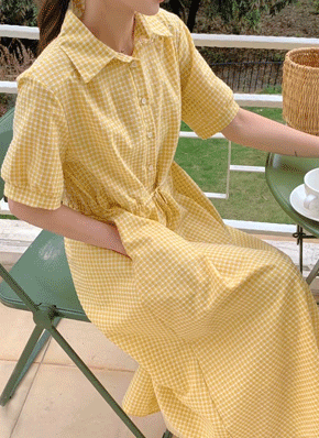 ★c アクリス ワンピース タグ付き コットン スイス製 イエロー 上品 半袖 ドロスト半袖チェックシャツワンピース | レディースファッション通販