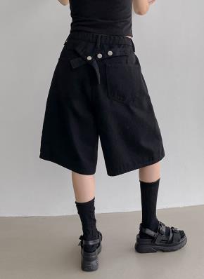 ★フェミニンで上品★CHANEL バミューダショーツ CHANEL(シャネル) ショートパンツ(レディース) - 海外通販のBUYMA